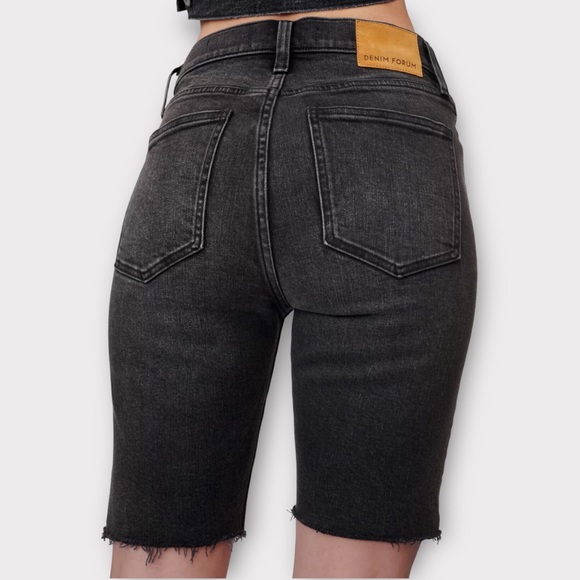 NWT Aritzia Yoko Bermuda Short Denim Forum - Picture 4 of 13